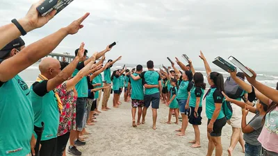 Jovens levam mais de 1.000 pessoas ao batismo em apenas um mês, na região Sudeste