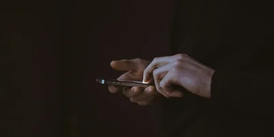 Autor cristão diz que pornografia está minando os ministérios da Igreja: \"Corrói a fé\"