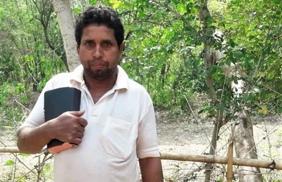 Esposa e filho são suspeitos de matar ex-hindu que se tornou cristão