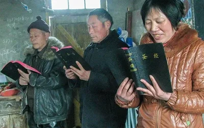 Partido Comunista Chinês estaria reescrevendo a Bíblia