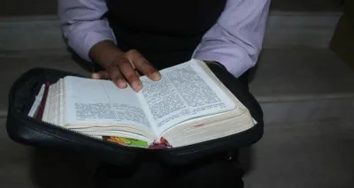 Dalit que mendigava pelas ruas evangeliza homem que se transforma em líder de pastores