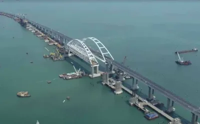 Rússia e China inauguram ponte ligando os dois países