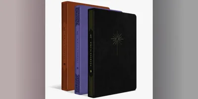 Bíblia Filament com aplicativo de recursos une leitura tradicional à tecnologia