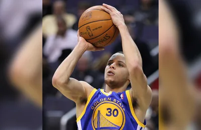 Steph Curry destaca importância de ler a Bíblia para os filhos: "Foi assim que aprendi"