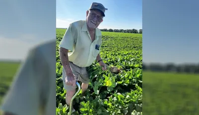Agricultor de 105 anos diz que segredo da longevidade é colocar "Deus em primeiro lugar"