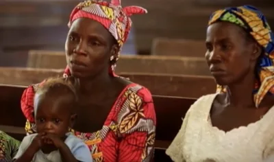 Extremistas fazem ataques em série na África, em onda de perseguição