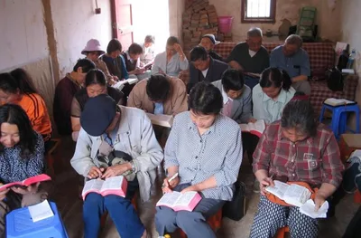 Cultos domésticos crescem na China pela forte perseguição às igrejas autorizadas