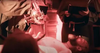Satanistas patrocinam evento LGBT nos EUA para oferecer "desbatismos"