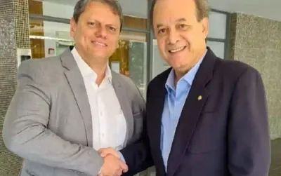 Saúde: Secretário de Tarcísio prorroga contrato com a própria empresa