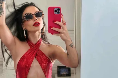 Priscilla Alcantara pula durante 6 horas no Carnaval de Salvador