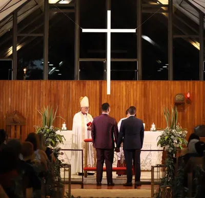 Igreja Anglicana no DF celebra primeira cerimônia de união homoafetiva | Notícias Gospel