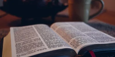 O que a Bíblia diz sobre ‘cremar’ o corpo?