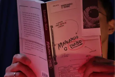 “Mapeando o Diabo”, de Eduardo Reis, atinge o 2º lugar entre os livros mais vendidos no Brasil