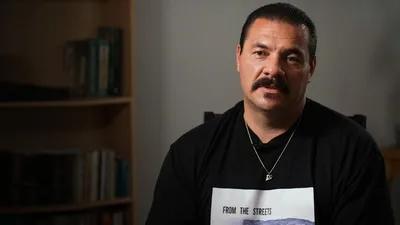 Gângster conhecido como "esfaqueador" encontra redenção em Jesus: "Há esperança"