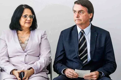 Damares descumpre acordo com Bolsonaro e lança candidatura ao Senado