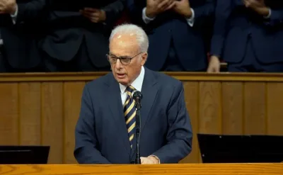 John MacArthur enfrenta problemas de saúde, igreja pede orações