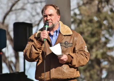 Pastor canadense preso no aeroporto alerta americanos: "Vocês são os próximos"