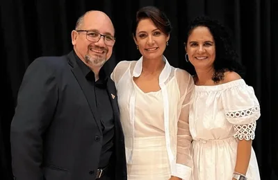 Lula derruba sigilo de 100 anos e revela que Michelle recebia pastor