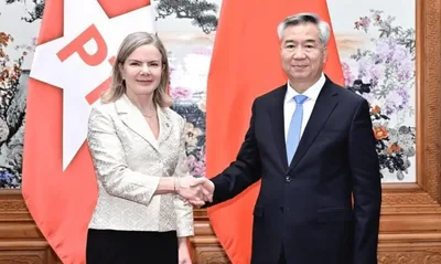 Gleisi Hoffmann vai à China “aprofundar parcerias” com Partido Comunista