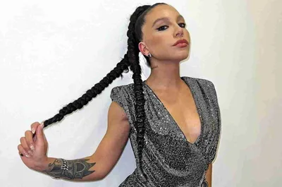 Fora do gospel, Priscilla Alcantara diz que ‘descobriu’ amar o Carnaval