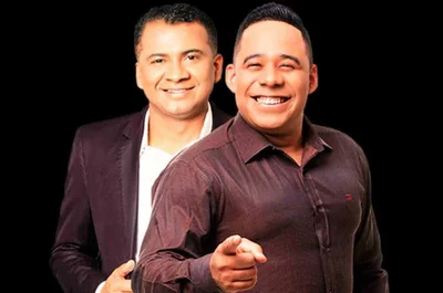 Os Adoradores na Praça: 10 anos evangelizando e ganhando almas