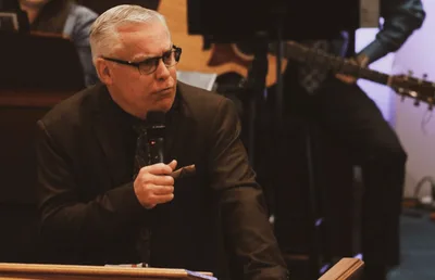 "Permaneçam fiéis na oração, na Palavra de Deus e na Igreja", adverte pastor