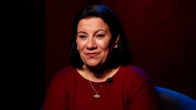Terra natal hostil: cristã é perseguida após deixar o islamismo