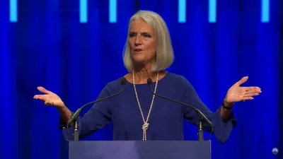 Filha de Billy Graham diz que os EUA estão em crise: "Nós rejeitamos a Deus"