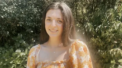 Jovem compartilha sua história de alegria após o luto