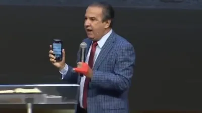 O que tem no celular de Silas Malafaia