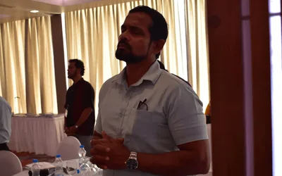 Filhos de pastor são presos no Sri Lanka durante estudo bíblico