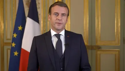 Macron pede que UE reconheça aborto como “direito fundamental”