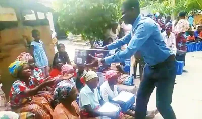 Igreja brasileira leva ajuda humanitária a famílias carentes em Moçambique