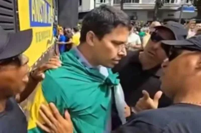 Pastor protagoniza confronto com seguranças em ato de Bolsonaro no Rio de Janeiro