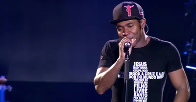 Thalles Roberto faz reflexão e toca o coração de cantor secular