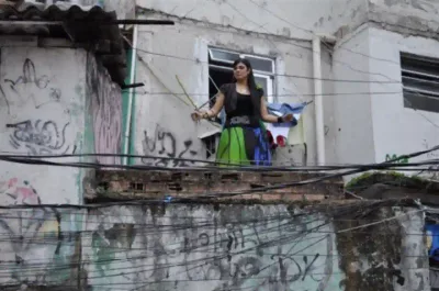 Antes de Aymeê, Fernanda Brum gravou música progressista e ninguem criticou