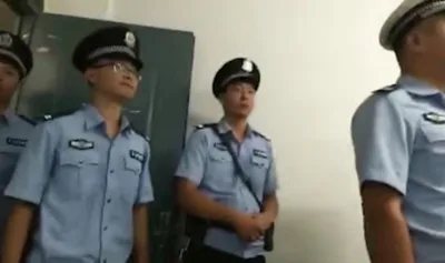 Cristãos devem se cadastrar para poderem frequentar cultos na China