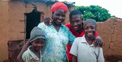 Depois de ataque do Boko Haram na Nigéria, mãe reencontra filhos desaparecidos