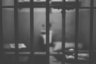 Pastor é preso no Sudão por realizar reunião de oração pela mãe