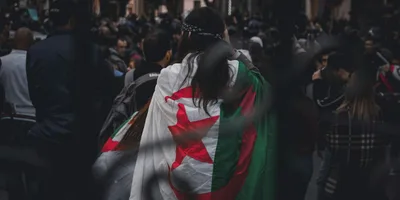 Polícia interrompe culto e leva 12 cristãos à delegacia na Argélia