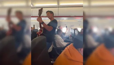 Pastor rebate críticas e diz que pediu autorização para cantar em avião