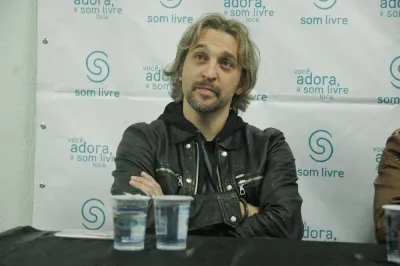 PG recebe convite para podcast, mas esposa exige cachê e revolta produção