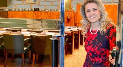 Parlamentar finlandesa diz que ser processada por defender a Bíblia é "privilégio"