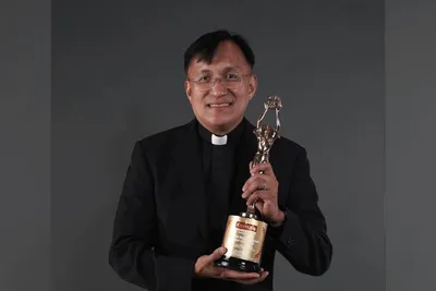 Radio Veritas reaffirms mission after FAMAS broadcast award
