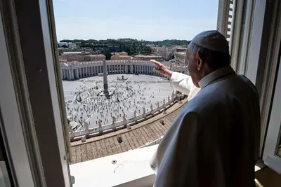 Pope Francis entrusts China to the Blessed Virgin Mary