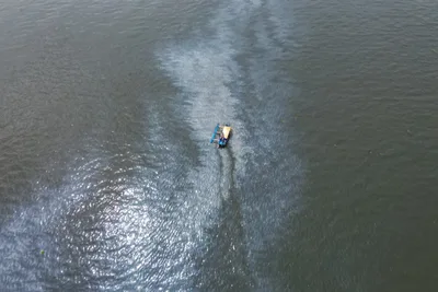 Calls for policy overhaul as Manila Bay oil spill exacerbates fisherfolk plight