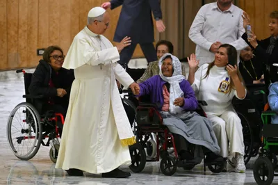 Pope’s World Day of Sick message: Love by bearing another’s pain