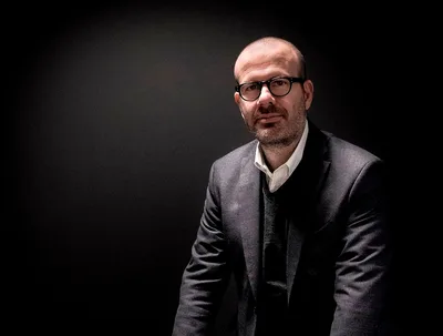 Weapons of mass distraction: Journalist takes aim at fake papal news