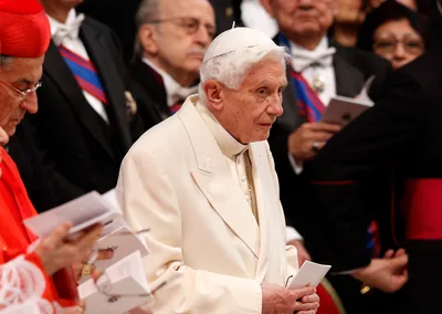 Pope Benedict visits hill town outside of Rome for walk, dinner