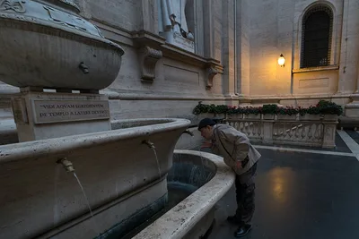 Vatican turns off fountains to conserve water for drought-hit Rome
